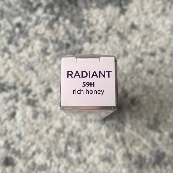 TARTE shape tape™ radiant medium coverage concealer 
59H Rich Honey - Picture 2 of 3